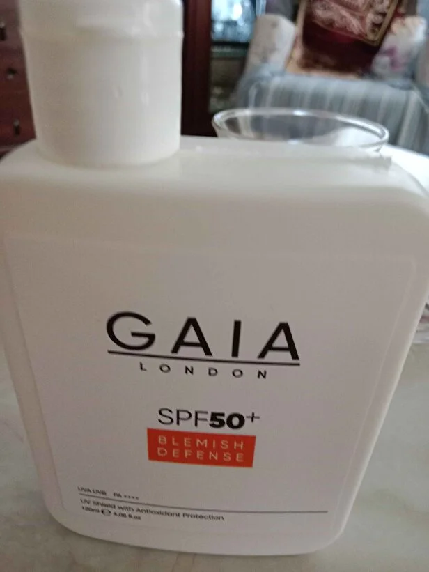 Gaia London Lekeli Ciltler Için Antioksidan Destekli 50spf Uva/uvb Blemısh Defense Güneş Kremi 120 ml