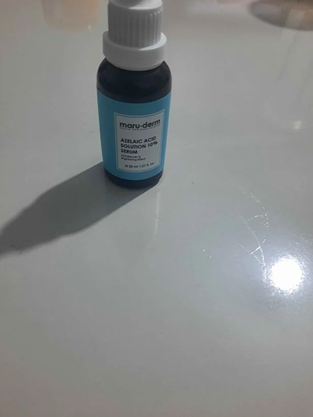 Maru.Derm Maruderm Azelaik Asit Solüsyon %10 Aydınlatıcı Leke Karşıtı Cilt Bakım Serumu 30 ml