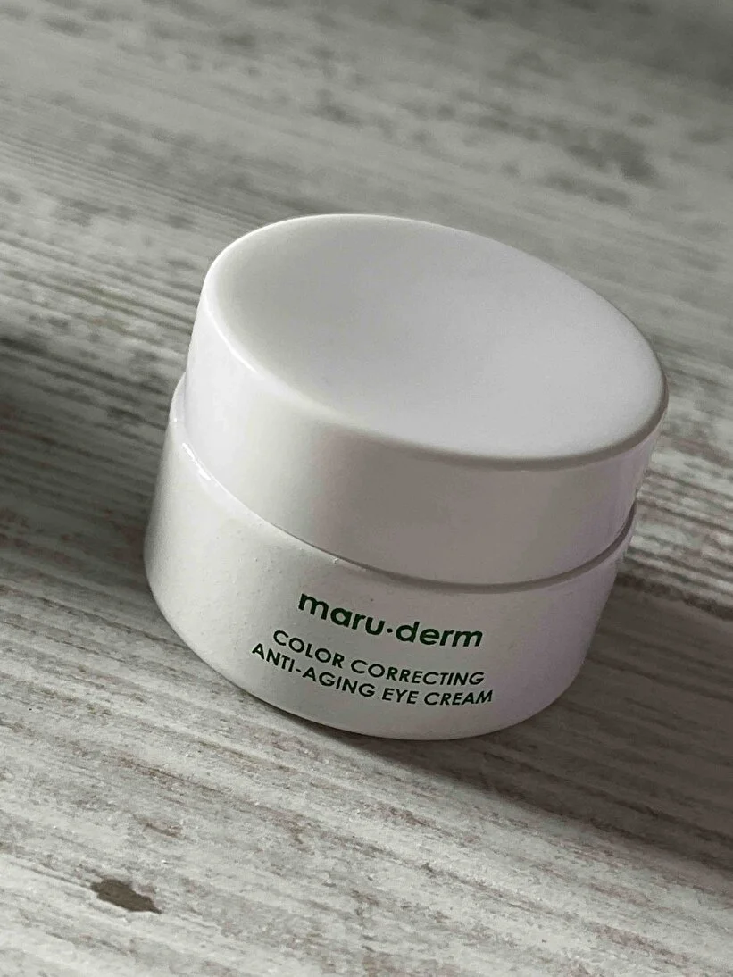Maru.Derm Avokado Kırışıklık Karşıtı, Nemlendirici ve Aydınlatıcı Göz Çevresi Kremi 15 ML
